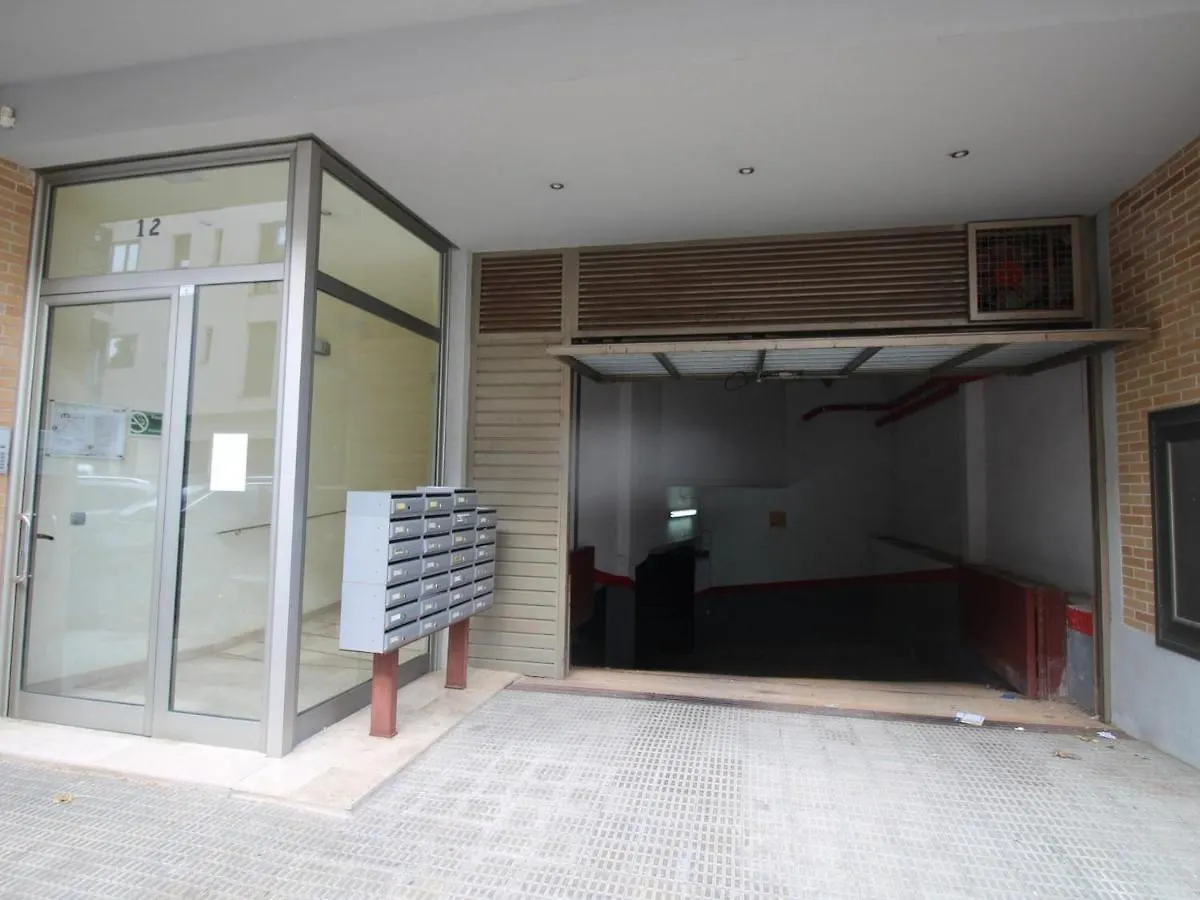 Emporda 12 - Apartamento Con Vistas A La Motana, Ascensor Y Garage. - Es-228-78 Llanca Spain