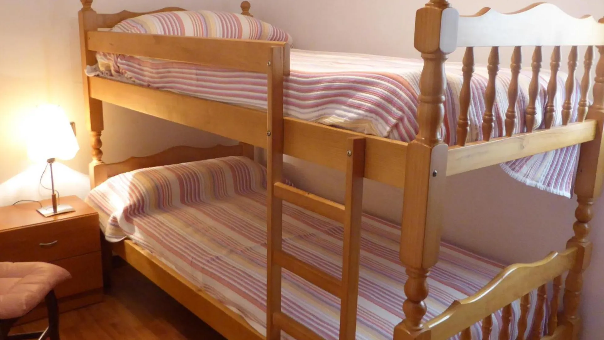 아파트 Emporda 12 - Apartamento Con Vistas A La Motana, Ascensor Y Garage. - Es-228-78 Llança
