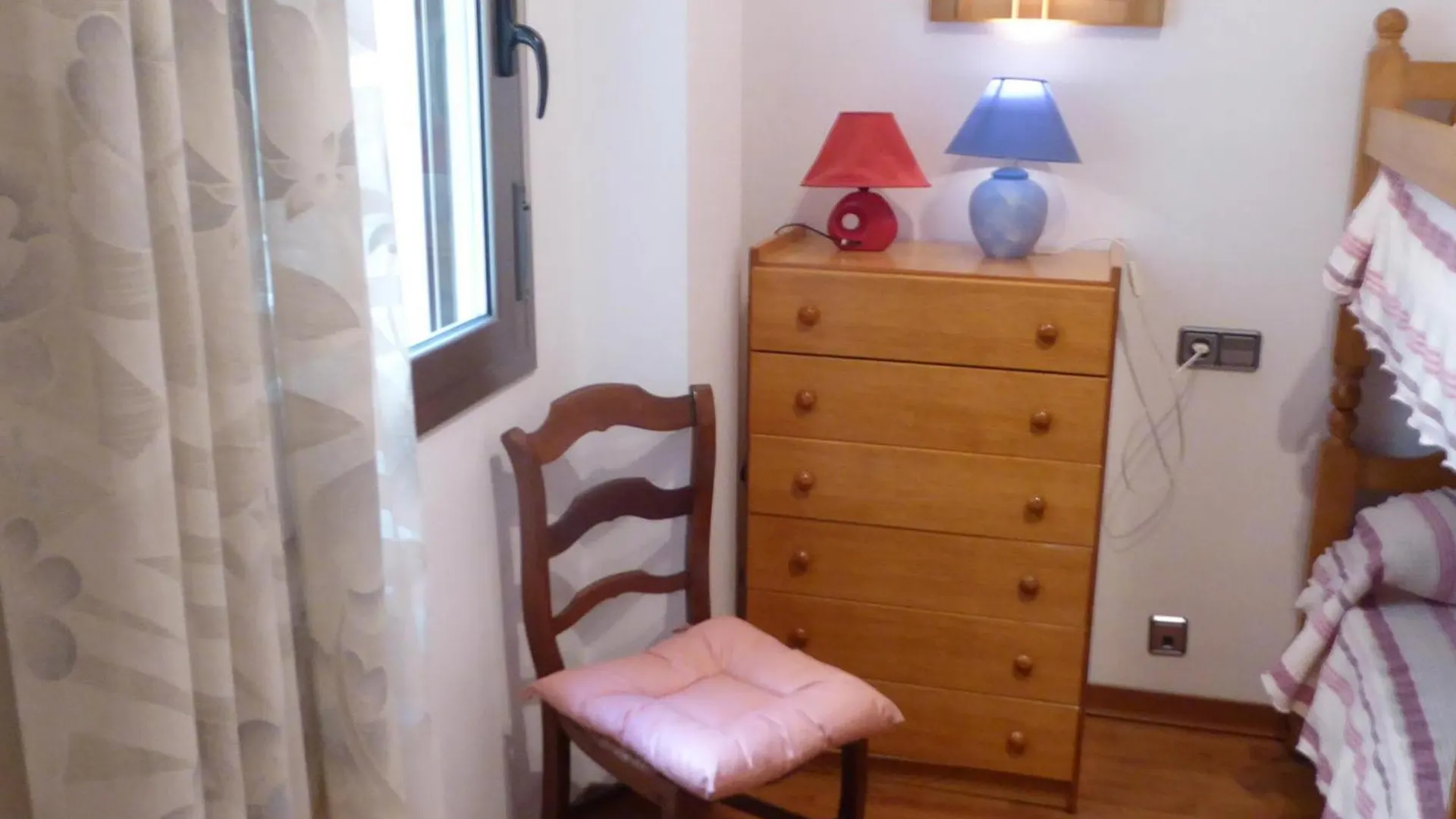 Emporda 12 - Apartamento Con Vistas A La Motana, Ascensor Y Garage. - Es-228-78 Llança 아파트
